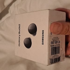 Samsung earbuds